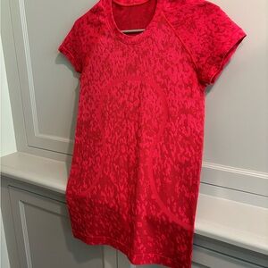 Lululemon Athletica Swiftly Tech Short-Sleeve Shirt
Hip Length